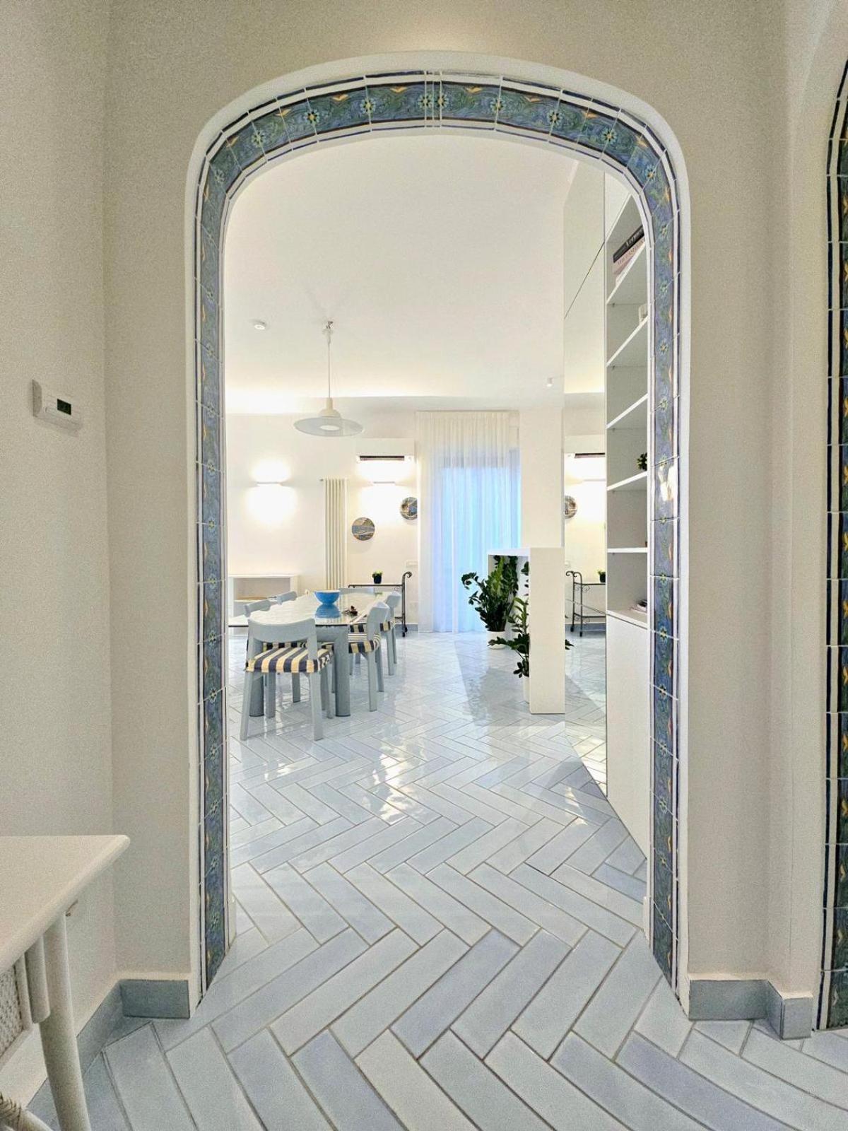 Dimora Collection - - Boutique Luxury With Direct Sea View And Access Apartment